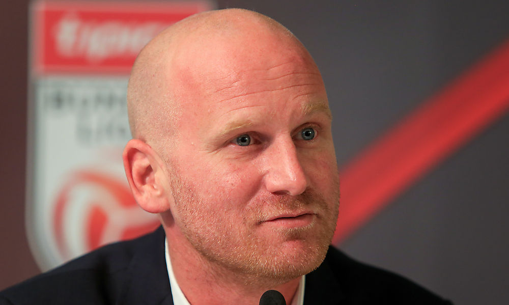 bundesliga-will-mit-geisterspielen-fruehestens-mitte-mai-starten bundesliga-will-mit-geisterspielen-fruehestens-mitte-mai-starten