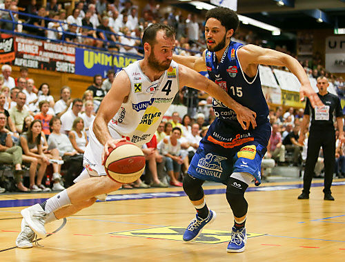 die-bullen-bleiben-am-ball die-bullen-bleiben-am-ball