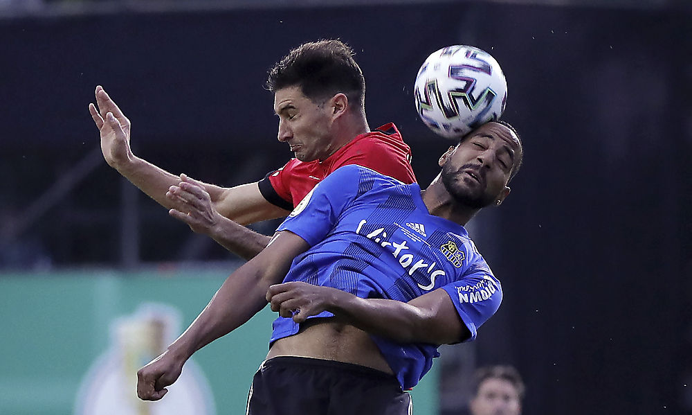 fc-bayern-hofft-auf-double,-eintracht-auf-ueberraschung fc-bayern-hofft-auf-double,-eintracht-auf-ueberraschung