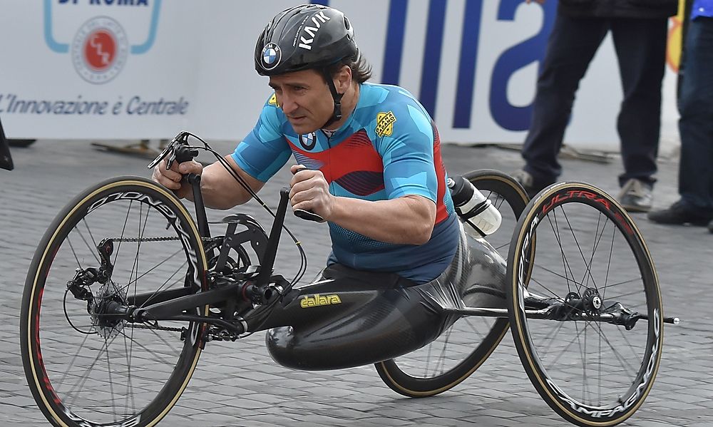 zanardi-schwebt-weiter-in-lebensgefahr zanardi-schwebt-weiter-in-lebensgefahr