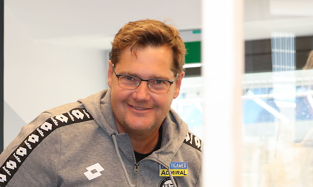 das-portraet-des-neuen-sturm-trainers-thomas-hoesele das-portraet-des-neuen-sturm-trainers-thomas-hoesele
