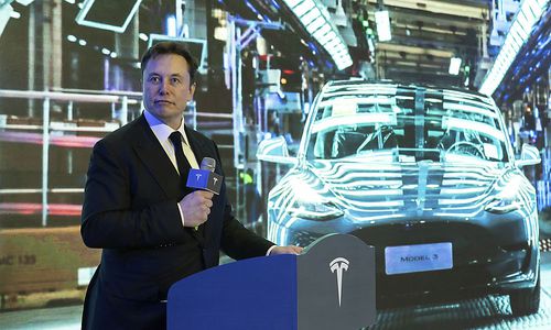 wie-tesla-eine-neue-aera-in-der-autoindustrie-einlaeutete wie-tesla-eine-neue-aera-in-der-autoindustrie-einlaeutete