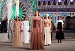 dior-show-in-apulien:-lichter-ins-dunkel dior-show-in-apulien:-lichter-ins-dunkel
