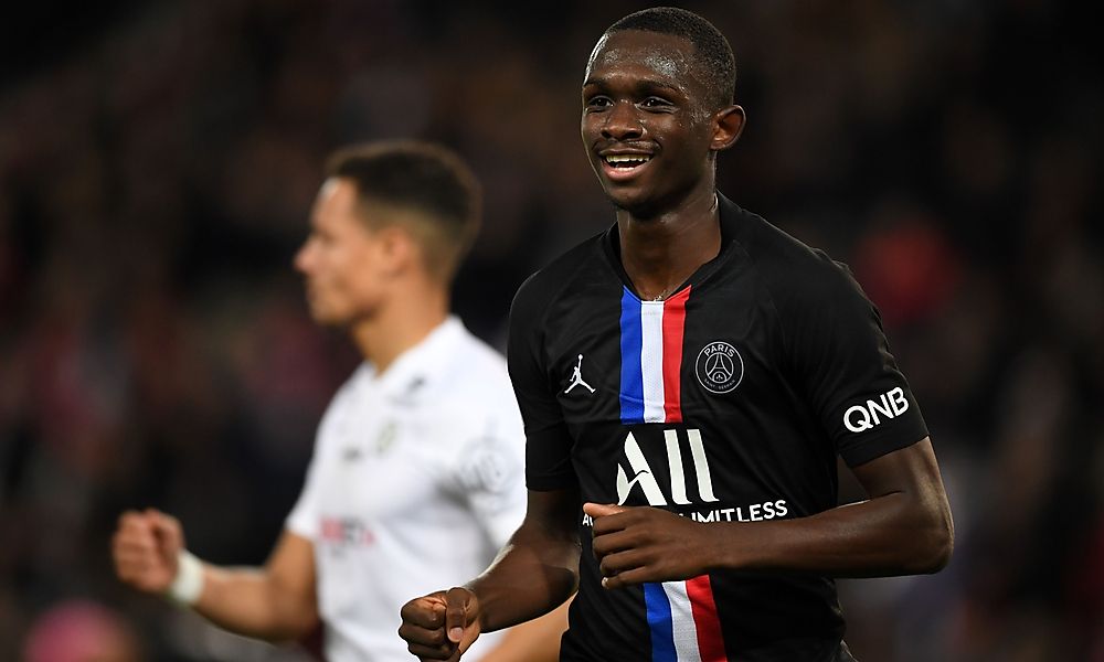 fc-bayern-angelt-sich-defensiv-talent-kouassi-von-psg fc-bayern-angelt-sich-defensiv-talent-kouassi-von-psg