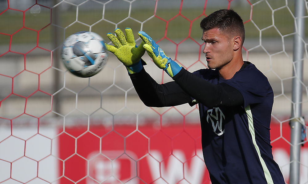 wolfsburg-verschwieg-neuen-vertrag-von-oefb-goalie wolfsburg-verschwieg-neuen-vertrag-von-oefb-goalie
