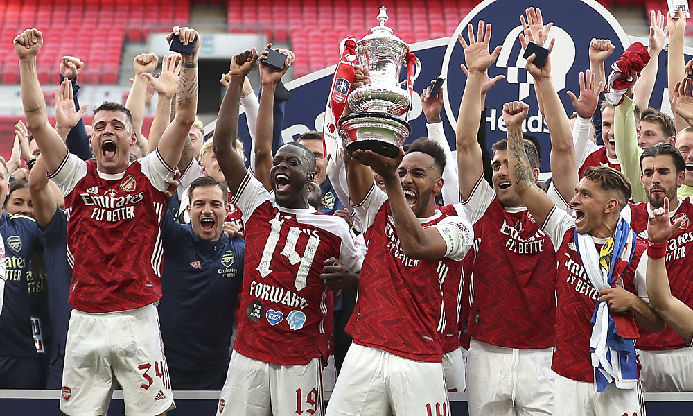 arsenal-nach-2:1-gegen-chelsea-zum-14.-mal-champion arsenal-nach-2:1-gegen-chelsea-zum-14.-mal-champion