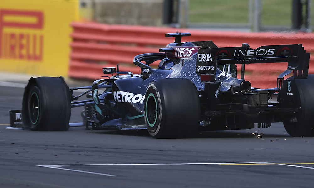 lewis-hamilton-schleppt-sich-mit-kaputtem-reifen-zum-sieg lewis-hamilton-schleppt-sich-mit-kaputtem-reifen-zum-sieg