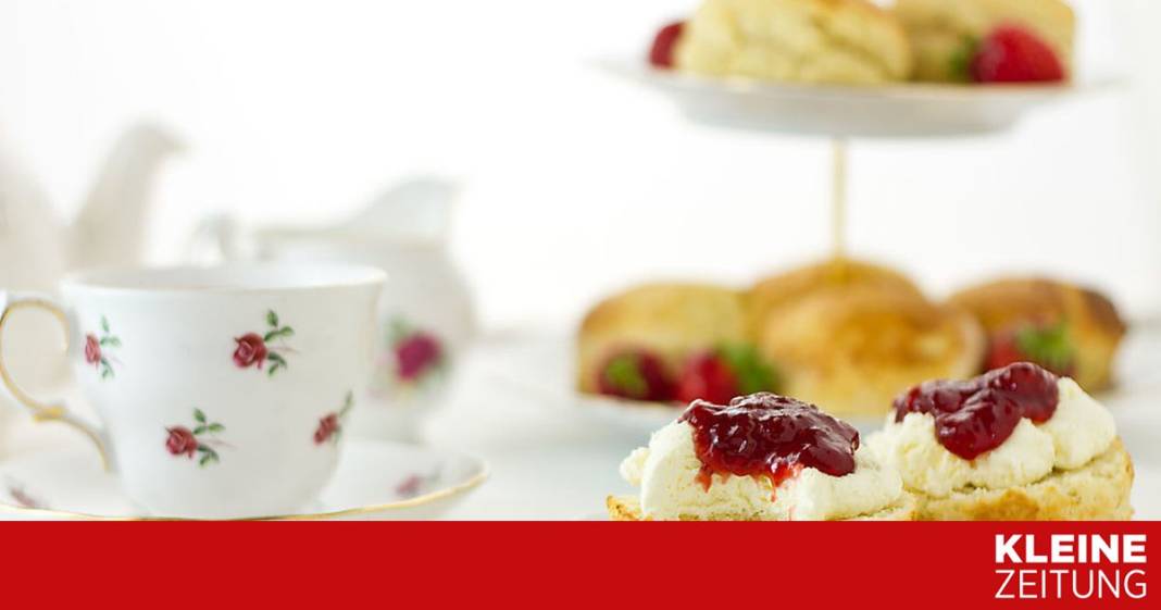 very-british:-fuenf-uhr-tee-mit-scones very-british:-fuenf-uhr-tee-mit-scones