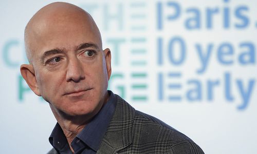 amazon-chef-bezos-verkaufte-aktien-im-wert-von-drei-milliarden-dollar amazon-chef-bezos-verkaufte-aktien-im-wert-von-drei-milliarden-dollar