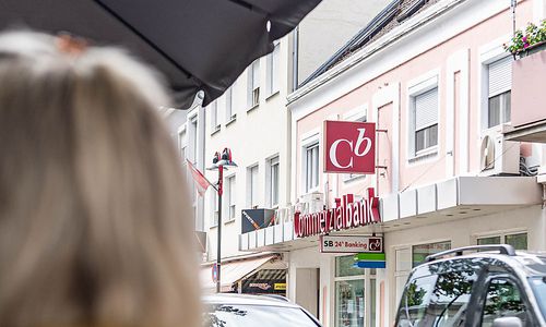 commerzialbank:-bereits-500-gefaelschte-konten-entdeckt commerzialbank:-bereits-500-gefaelschte-konten-entdeckt