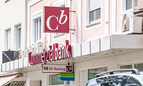 bank-aufsichtsrat:-„wir-sind-jetzt-die-depperten“ bank-aufsichtsrat:-„wir-sind-jetzt-die-depperten“