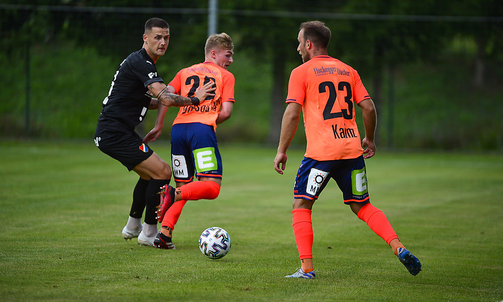 sechs-neuzugaenge-spielten-bei-hartbergs-testspieldebuet sechs-neuzugaenge-spielten-bei-hartbergs-testspieldebuet