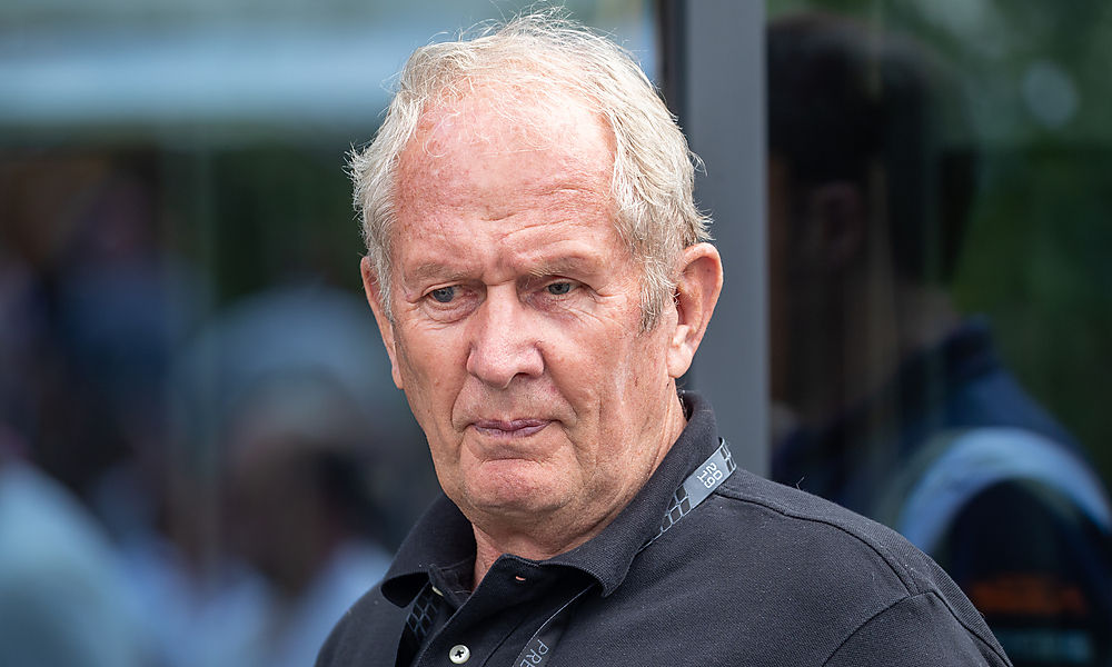 helmut-marko-will-aus-des-funks-zwischen-autos-und-boxen helmut-marko-will-aus-des-funks-zwischen-autos-und-boxen