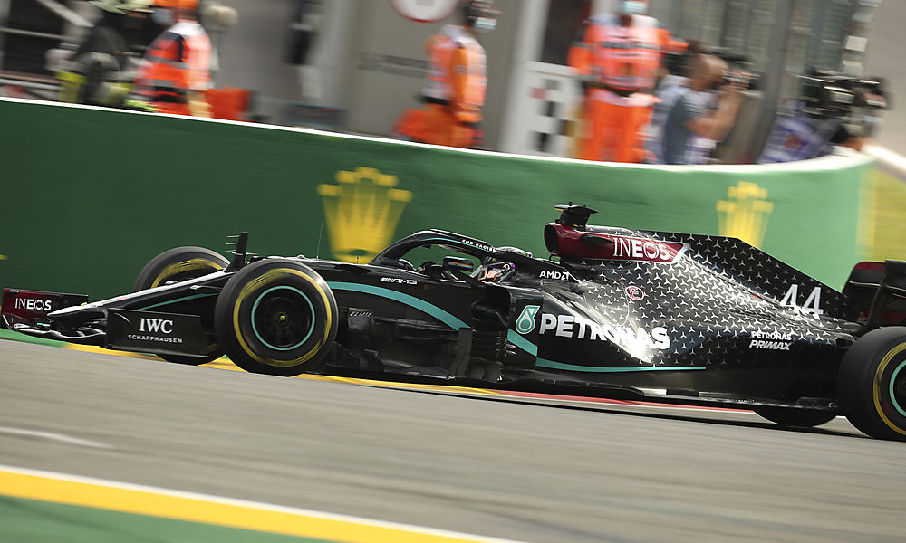 hamilton-kommt-mit-klarem-sieg-schumacher-rekord-naeher hamilton-kommt-mit-klarem-sieg-schumacher-rekord-naeher