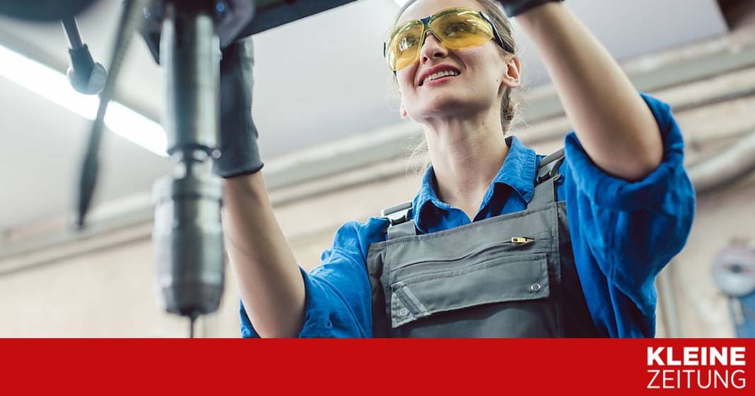jugendliche-entscheiden-sich-wegen-jobaussichten-und-unabhaengigkeit-fuer-die-lehre jugendliche-entscheiden-sich-wegen-jobaussichten-und-unabhaengigkeit-fuer-die-lehre