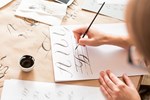 schoen-schreiben:-kalligrafie-und-lettering-feiern-ein-comeback schoen-schreiben:-kalligrafie-und-lettering-feiern-ein-comeback