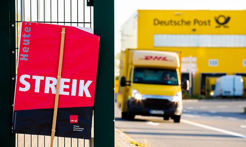 millionen-briefe-und-130.000-pakete-bleiben-liegen millionen-briefe-und-130.000-pakete-bleiben-liegen