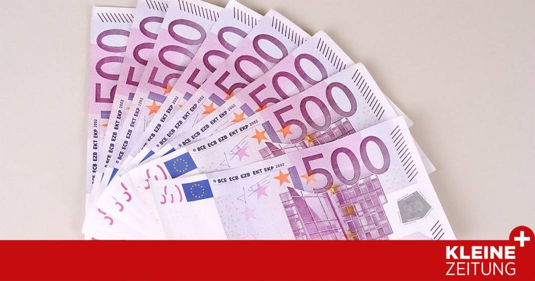 steirerin-ist-gluecklich:-„endlich-nimmt-das-finanzamt-das-geld-zurueck!“ steirerin-ist-gluecklich:-„endlich-nimmt-das-finanzamt-das-geld-zurueck!“