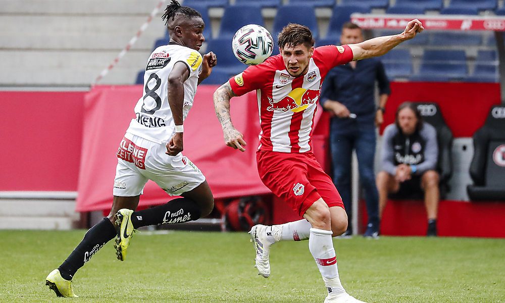 patson-daka-erhoeht-fuer-salzburg-auf-0:2-(27.) patson-daka-erhoeht-fuer-salzburg-auf-0:2-(27.)