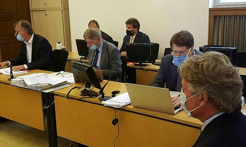 untreue:-berlin-und-kircher-legen-gestaendnis-ab untreue:-berlin-und-kircher-legen-gestaendnis-ab
