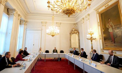 „es-wird-wieder-verstaerkt-noetig-sein,-home-office-anzubieten“ „es-wird-wieder-verstaerkt-noetig-sein,-home-office-anzubieten“