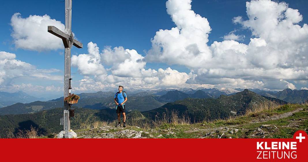 durch-malerische-almlandschaft-auf-den-lackenkogel