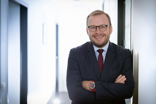 wechsel-in-versicherungs-chefetage wechsel-in-versicherungs-chefetage