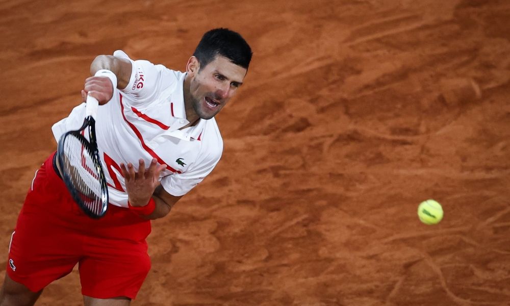 djokovic-ohne-muehen,-aber-angeschlagen djokovic-ohne-muehen,-aber-angeschlagen