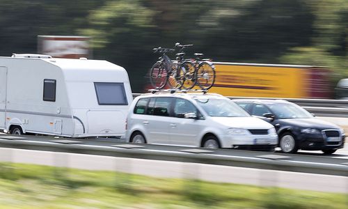 erstmals-in-diesem-jahr-zuwachs-bei-pkw-neuzulassungen erstmals-in-diesem-jahr-zuwachs-bei-pkw-neuzulassungen
