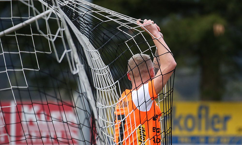 vom-europacupstarter-zum-schlusslicht-der-bundesliga vom-europacupstarter-zum-schlusslicht-der-bundesliga