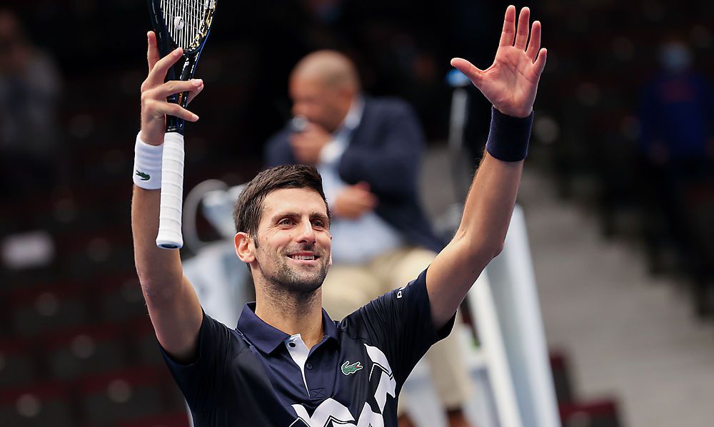 novak-djokovic-zieht-mit-muehe-ins-achtelfinale-ein novak-djokovic-zieht-mit-muehe-ins-achtelfinale-ein