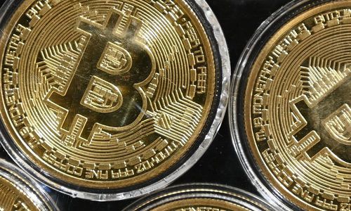 sprung-ueber-19.000-us-dollar:-bitcoin-auf-kurs-zu-neuem-rekord sprung-ueber-19.000-us-dollar:-bitcoin-auf-kurs-zu-neuem-rekord