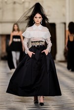 chanel-metiers-d’art-2021-show:-burgfraeulein-&-juergen-teller chanel-metiers-d’art-2021-show:-burgfraeulein-&-juergen-teller