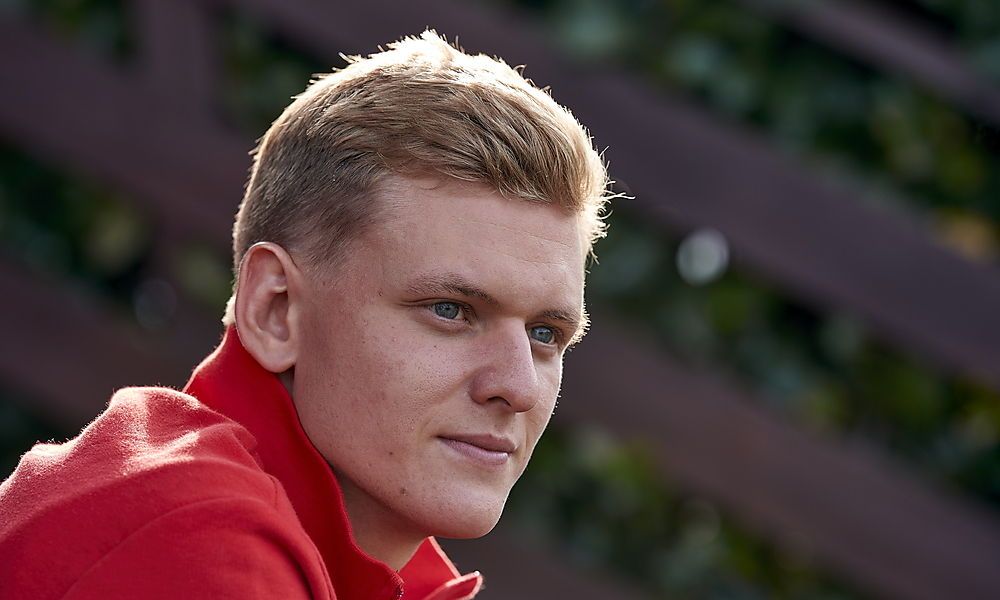 schumacher-ist-der-titel-kaum-noch-zu-nehmen schumacher-ist-der-titel-kaum-noch-zu-nehmen