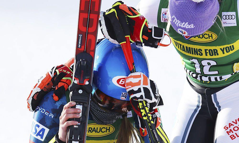 mikaela-shiffrin-siegt,-zieht-mit-hirscher-gleich-und-vergiesst-traenen mikaela-shiffrin-siegt,-zieht-mit-hirscher-gleich-und-vergiesst-traenen