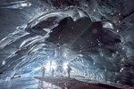 “eiskathedrale”-in-den-schweizer-alpen:-betreten-auf-eigene-gefahr “eiskathedrale”-in-den-schweizer-alpen:-betreten-auf-eigene-gefahr