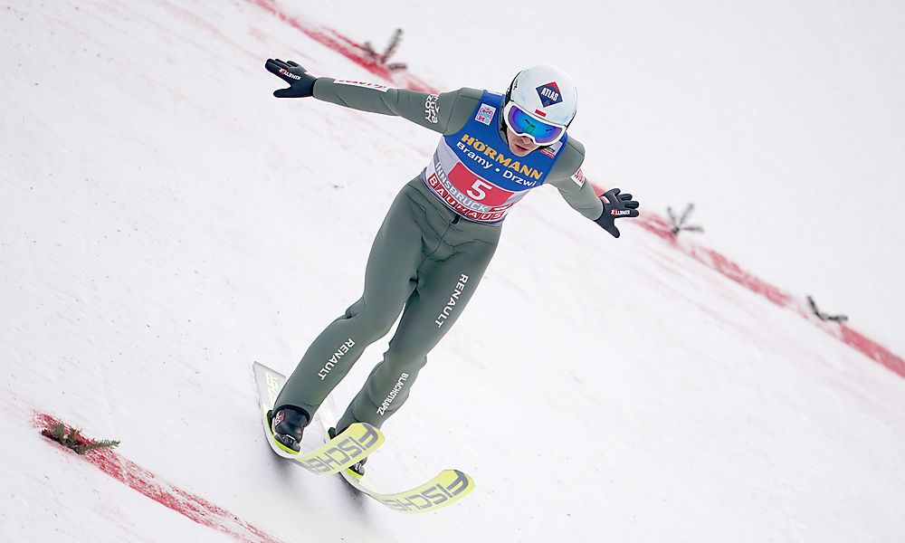 stoch-siegt-in-der-qualifikation,-kraft-vierter stoch-siegt-in-der-qualifikation,-kraft-vierter