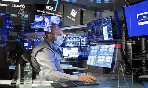 wetten-auf-gamestop:-hedgefonds-bauen-milliarden-verluste wetten-auf-gamestop:-hedgefonds-bauen-milliarden-verluste