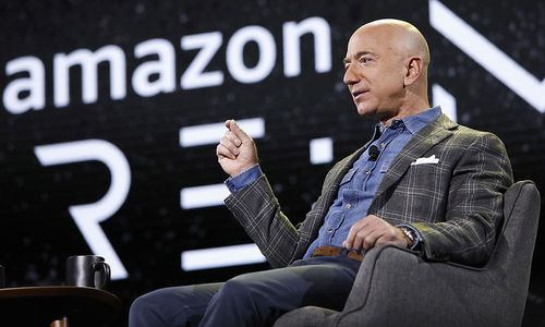 jeff-bezos:-die-erde-ist-ihm-nicht-mehrgenug jeff-bezos:-die-erde-ist-ihm-nicht-mehrgenug