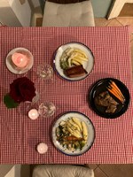 selbstversuch:-wie-gut-sind-gastro-valentinstagsboxen-fuer-daheim? selbstversuch:-wie-gut-sind-gastro-valentinstagsboxen-fuer-daheim?
