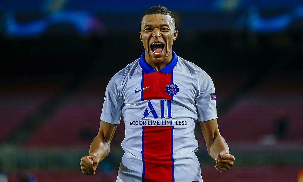 triple-fuer-paris-–-lobeshymne-auf-kylian-mbappe triple-fuer-paris-–-lobeshymne-auf-kylian-mbappe