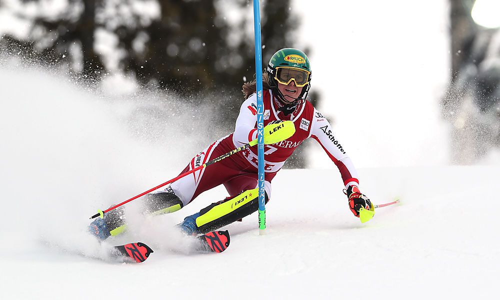 katharina-liensberger-ist-mikaela-shiffrin-auf-den-fersen katharina-liensberger-ist-mikaela-shiffrin-auf-den-fersen