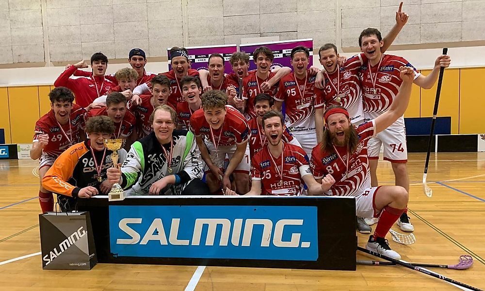 rotjacken-marschierten-zum-bundesliga-titel rotjacken-marschierten-zum-bundesliga-titel