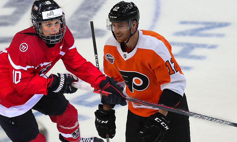 michael-raffl-und-anna-meixner-als-spieler-des-jahres-ausgezeichnet michael-raffl-und-anna-meixner-als-spieler-des-jahres-ausgezeichnet