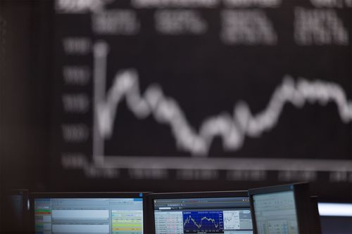 boersenboom:-dax-knackt-erstmals-marke-von-15.000-punkten boersenboom:-dax-knackt-erstmals-marke-von-15.000-punkten