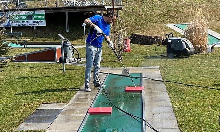 minigolfplatz-oeffnet:-“es-fuehlt-sich-wie-eine-neugeburt-an” minigolfplatz-oeffnet:-“es-fuehlt-sich-wie-eine-neugeburt-an”