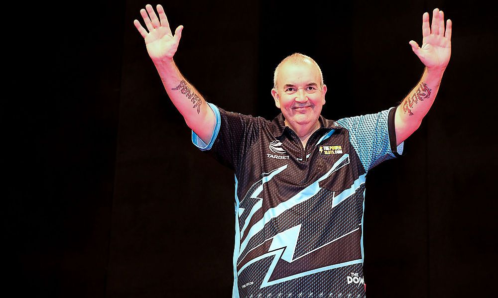 phil-“the-power”-taylor-kehrt-auf-die-darts-buehne-zurueck phil-“the-power”-taylor-kehrt-auf-die-darts-buehne-zurueck