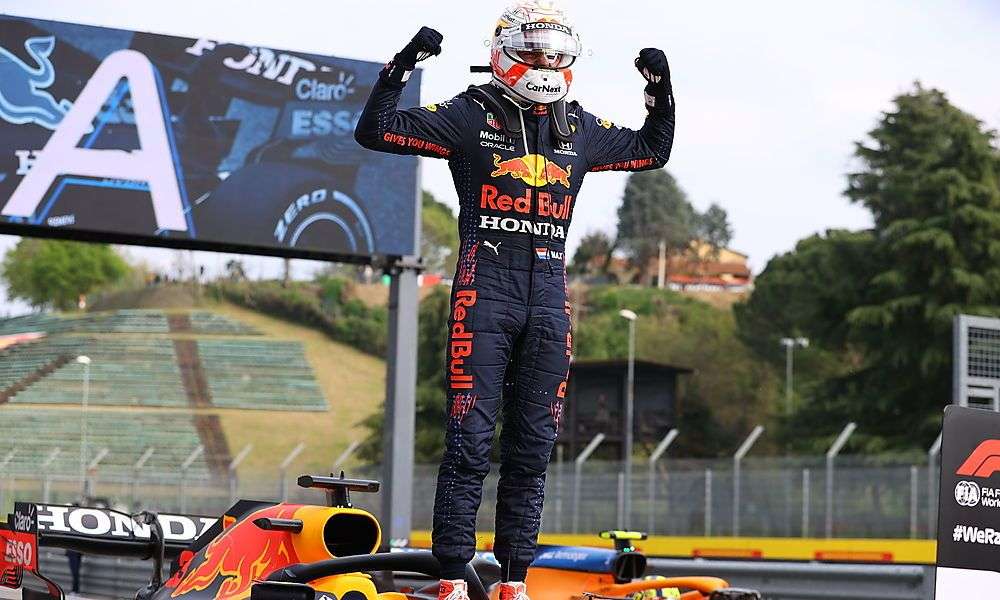 max-verstappen-schlaegt-zurueck-und-siegt-in-imola max-verstappen-schlaegt-zurueck-und-siegt-in-imola