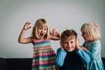 geschwisterkonflikte:-streit-nervt,-ist-aber-wichtig-fuer-kinder geschwisterkonflikte:-streit-nervt,-ist-aber-wichtig-fuer-kinder