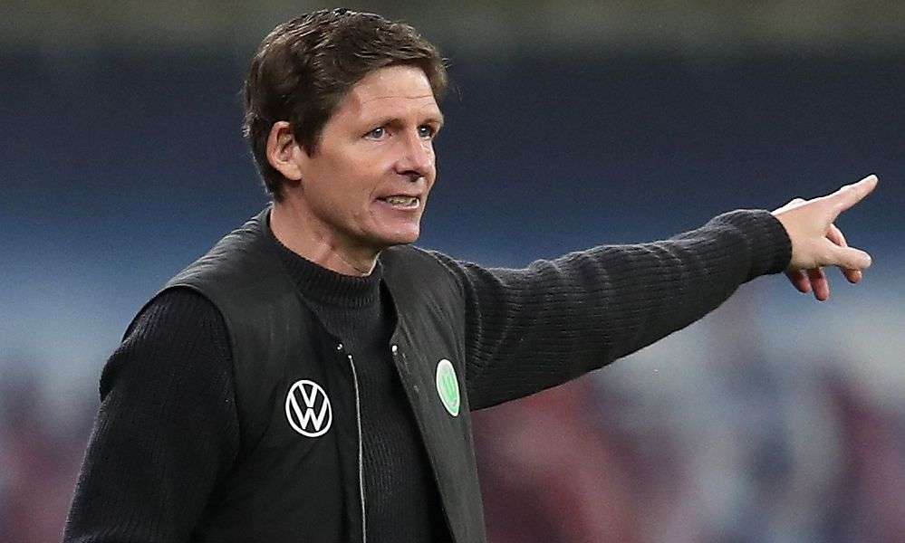 trainer-oliver-glasner-deutet-verbleib-beim-vfl-wolfsburg-an trainer-oliver-glasner-deutet-verbleib-beim-vfl-wolfsburg-an